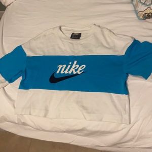 Nike top perfect condition